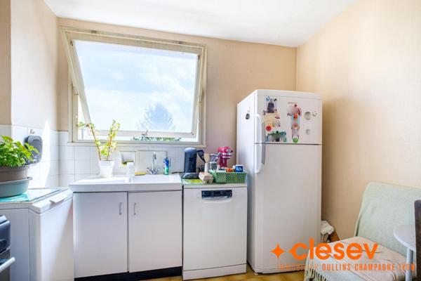 Oullins - OULLINS, vendu loué, appartement T2 situé ...