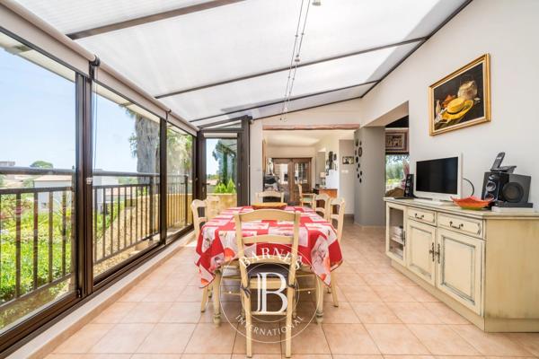 Pézenas, Maison 4 Chambres -  270 m² à vendre