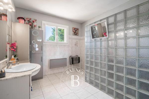 Pézenas, Maison 4 Chambres -  270 m² à vendre