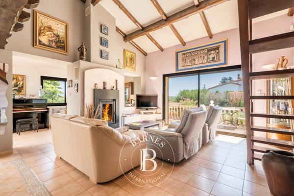 Pézenas, Maison 4 Chambres -  270 m² à vendre