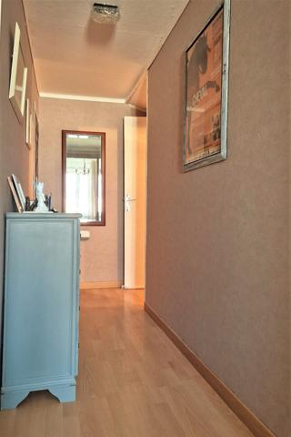 CUSSET - Proche du centre et des commodités.