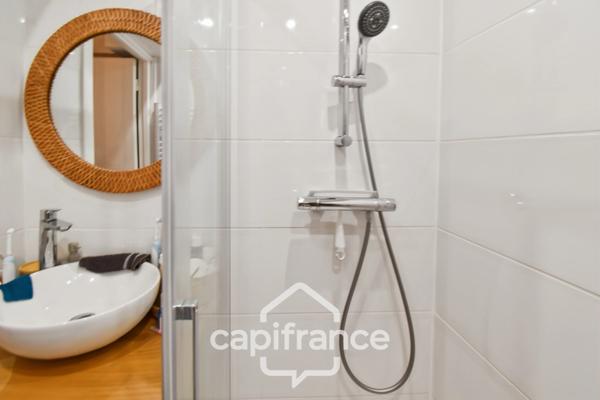 Appartement rénové à vendre 2 pièces MESCHERS SUR GIRONDE (17) avec balcon, à proximité des commerces et des plages