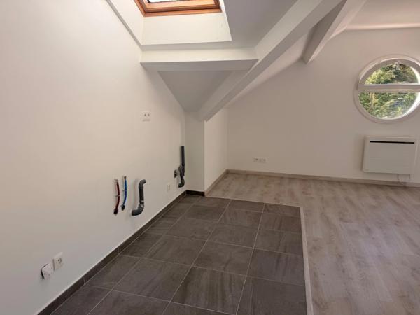 Appartement à louer 3 pièces NOGENT SUR OISE (60)