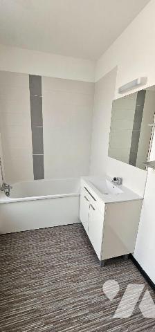 DUNKERQUE GARE
Immeuble de rapport comprenant :
RDC : un local d'environ 102 m² servant de st...