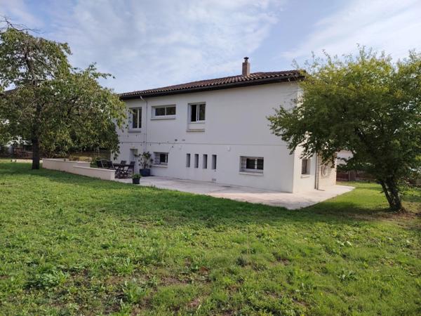 A vendre Maison de 93 m² dans secteur calme de Poitiers sur un Terrain 728 m²