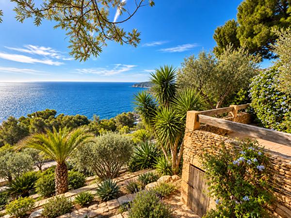 VILLA AVEC VUE MER PANORAMIQUE – extension accordée - piscinable
