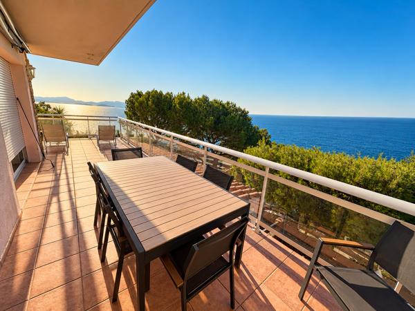 VILLA AVEC VUE MER PANORAMIQUE – extension accordée - piscinable