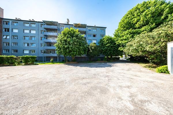 Appartement à louer en colocation 5 pièces DIJON (21) Facultés avec grand balcon COLOCATION POUR 4