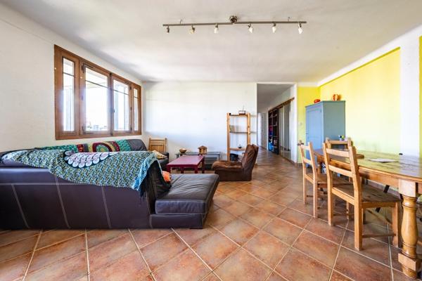 Appartement à louer en colocation 5 pièces DIJON (21) Facultés avec grand balcon COLOCATION POUR 4