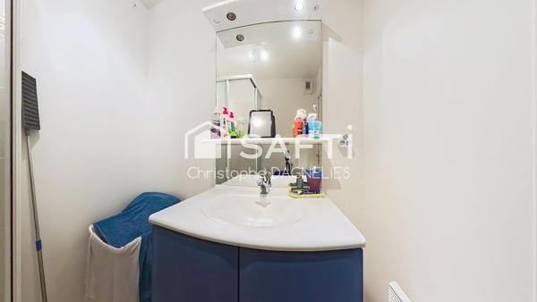 PORT-LOUIS – T2 avec parking, à deux pas des plages