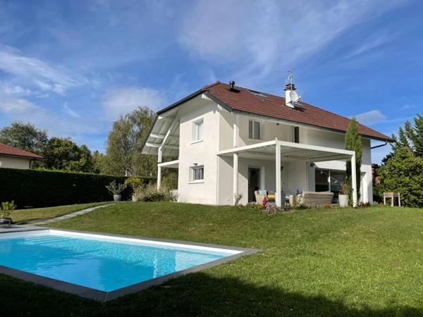 Maison à louer à Divonne-les-Bains (01220)