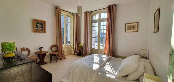 Hôtel particulier, cœur de ville, Prestation qualitative