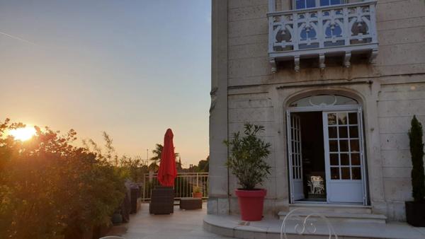 Hôtel particulier, cœur de ville, Prestation qualitative