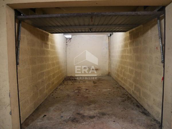 PAU : Garage souterrain sécurisé de 13.44m²