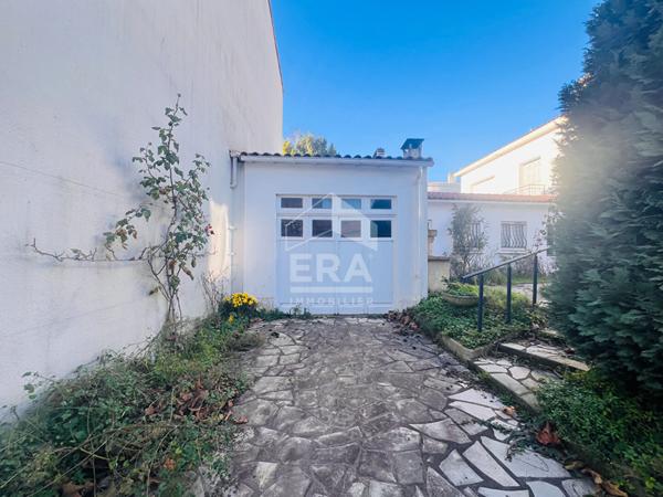 BELLE MAISON DE VILLE DE CARACTERE - CENTRE VILLE ROYAN