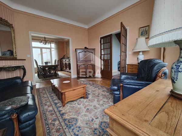 BELLE MAISON DE VILLE DE CARACTERE - CENTRE VILLE ROYAN