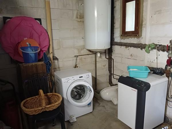 Les Angles (30133) Maisons type 4 121m2 sur 2150m2 ( 2 parcelles )