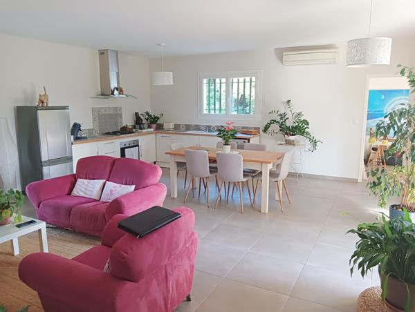 Les Angles (30133) Maisons type 4 121m2 sur 2150m2 ( 2 parcelles )