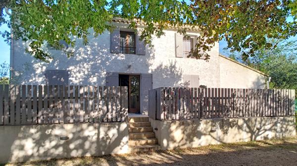 Maison à vendre à Carpentras 91 m² , 3 chambres, sur 670 m² de terrain