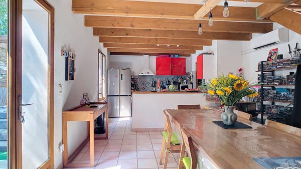 Maison à vendre à Carpentras 91 m² , 3 chambres, sur 670 m² de terrain