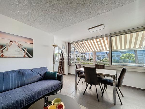 Port Camargue Plage Sud Appartement Type 3 plus cabine en parfait état avec parking privé