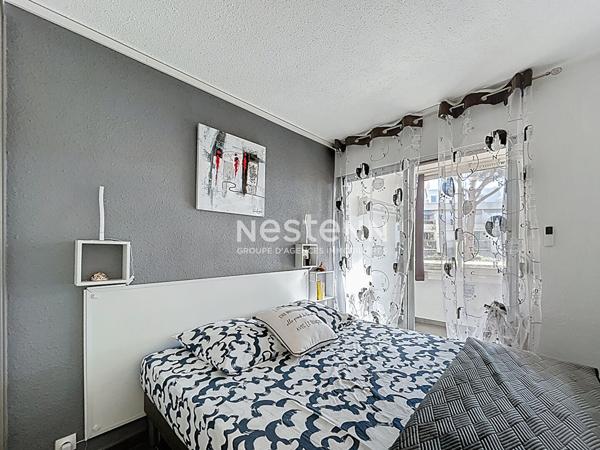 Port Camargue Plage Sud Appartement Type 3 plus cabine en parfait état avec parking privé