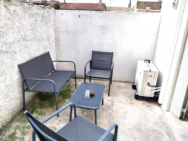 Immeuble Saint Andre De Sangonis 8 pièce(s) 143 m2