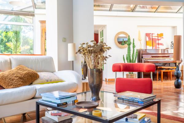 Maison
         7 pièces
        - 220 m² Bien prestige 1 550 000 € *