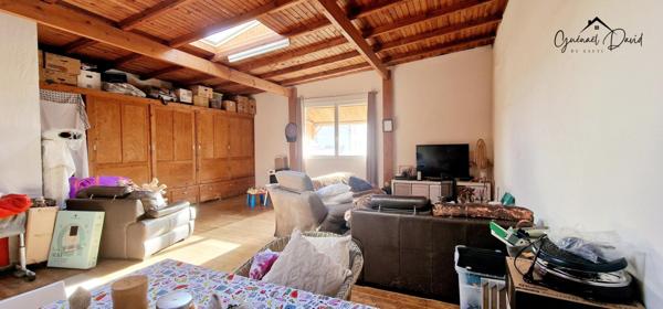 MAISON EN CENTRE-VILLE AVEC DÉPENDANCE À RÉNOVER