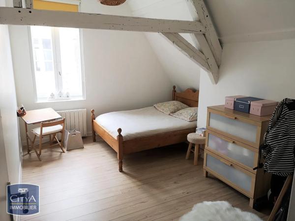Appartement à louer 3 pièces 80.6m²
