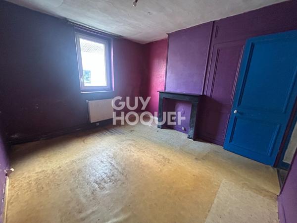 A VENDRE - Maison à rénover - 1 chambre - un bureau - Cour