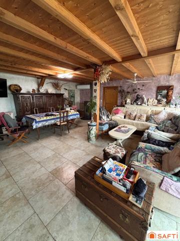 Si votre rêve est une maison en bois et respectueuse de l'environnement alors ,cette maison et faite pour vous !