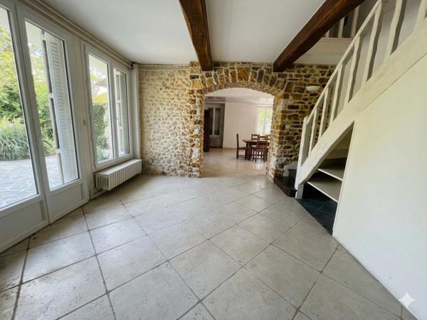 Superbe Propriété dans la vallée de la juine comprenant deux maisons