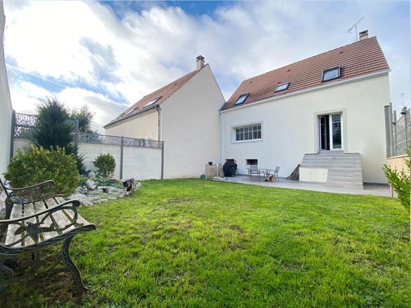 LE PLESSIS ROBINSON - MAISON 5 CHAMBRES, JARDIN, SOUS-SOL TOTAL POMPE A CHALEUR - DPE A