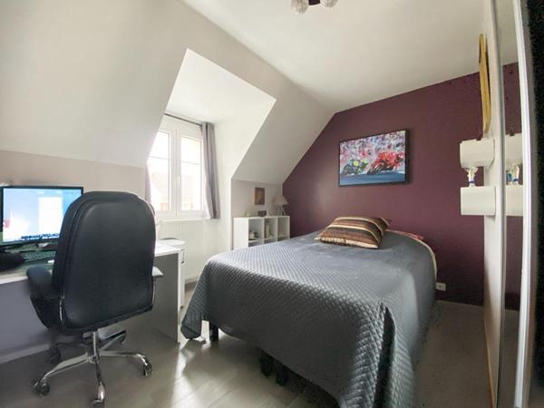 LE PLESSIS ROBINSON - MAISON 5 CHAMBRES, JARDIN, SOUS-SOL TOTAL POMPE A CHALEUR - DPE A