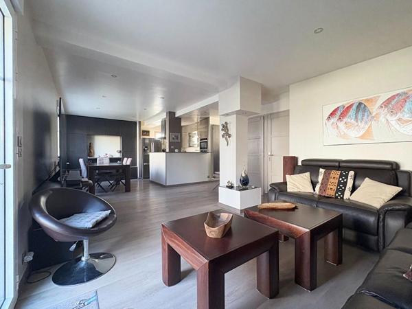 LE PLESSIS ROBINSON - MAISON 5 CHAMBRES, JARDIN, SOUS-SOL TOTAL POMPE A CHALEUR - DPE A