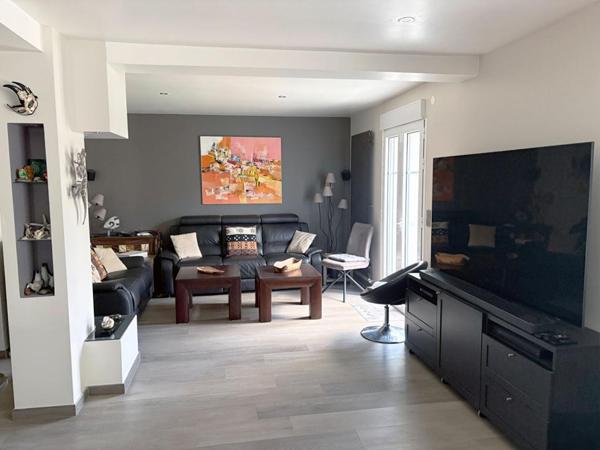 LE PLESSIS ROBINSON - MAISON 5 CHAMBRES, JARDIN, SOUS-SOL TOTAL POMPE A CHALEUR - DPE A