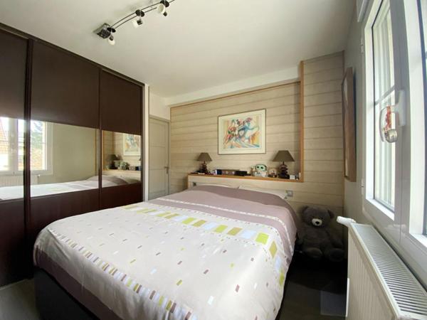 LE PLESSIS ROBINSON - MAISON 5 CHAMBRES, JARDIN, SOUS-SOL TOTAL POMPE A CHALEUR - DPE A