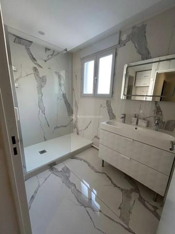 Location Appartement 4 pièces 80 m2 à Sainte-Foy-Lès-Lyon