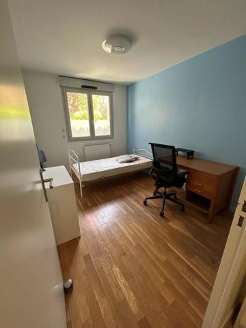 Location Appartement 4 pièces 80 m2 à Sainte-Foy-Lès-Lyon