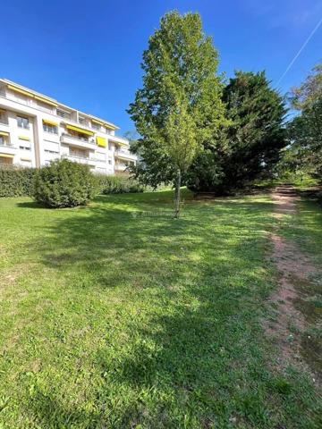 Location Appartement 4 pièces 80 m2 à Sainte-Foy-Lès-Lyon