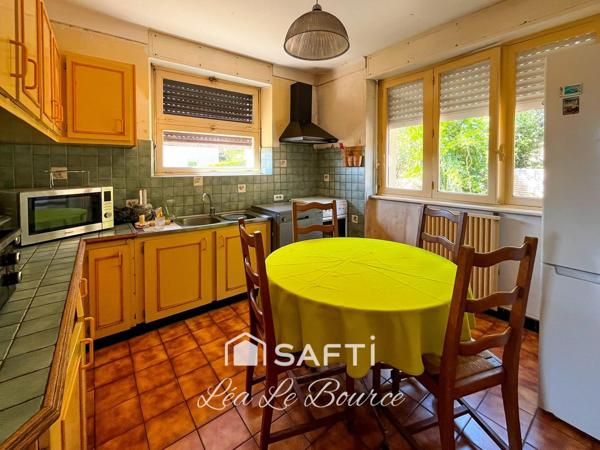 Exclusivité – Maison familiale 4 chambres sur plus de 1 300 m² de terrain
