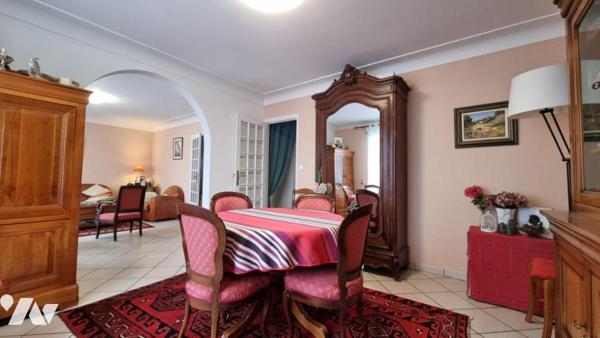 Appartement d'une surface de 112m² avec garage et balcon