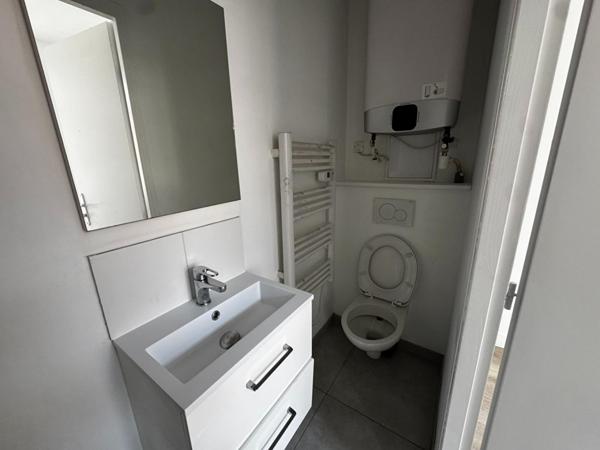 A LOUER : T1 à FACHES THUMESNIL • Rue Ferrer - Faches Thumesnil • 480 € CC • Réf. 1569-2