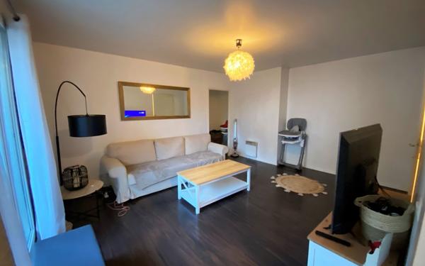 Appartement à vendre    3 pièces •  Courcouronnes