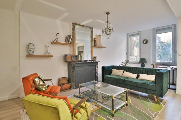 Immeuble 9 pièces - 224 m²