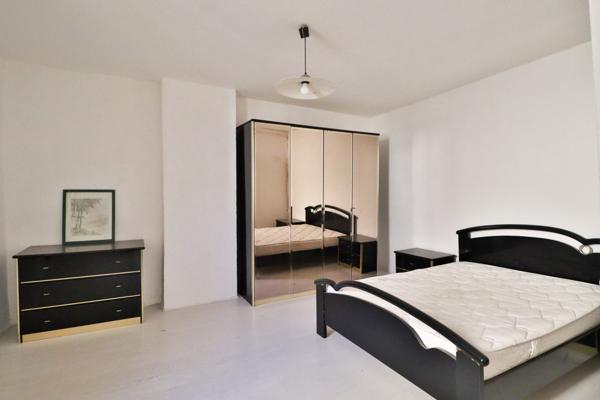 Immeuble 9 pièces - 224 m²