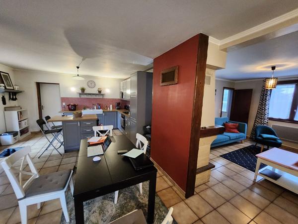 Maison Dourdan - Proche Gare RER C de 128 m2 comprenant un pavillon + un F2 indépendant