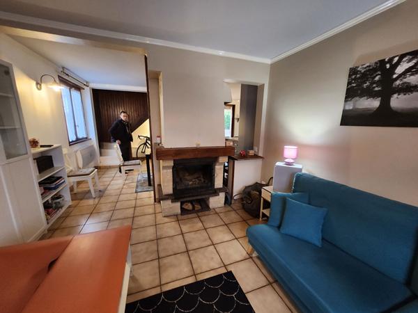Maison Dourdan - Proche Gare RER C de 128 m2 comprenant un pavillon + un F2 indépendant