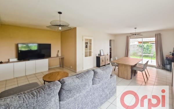 Maison à vendre    4 pièces •  Grenade